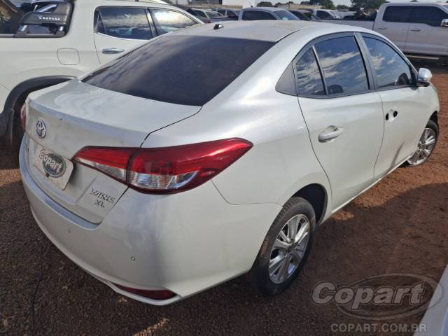 2019 TOYOTA YARIS SEDA 