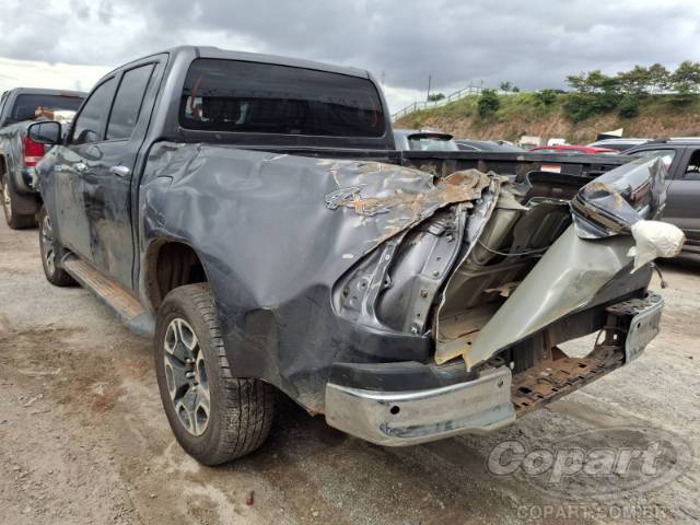 2025 TOYOTA HILUX CD 