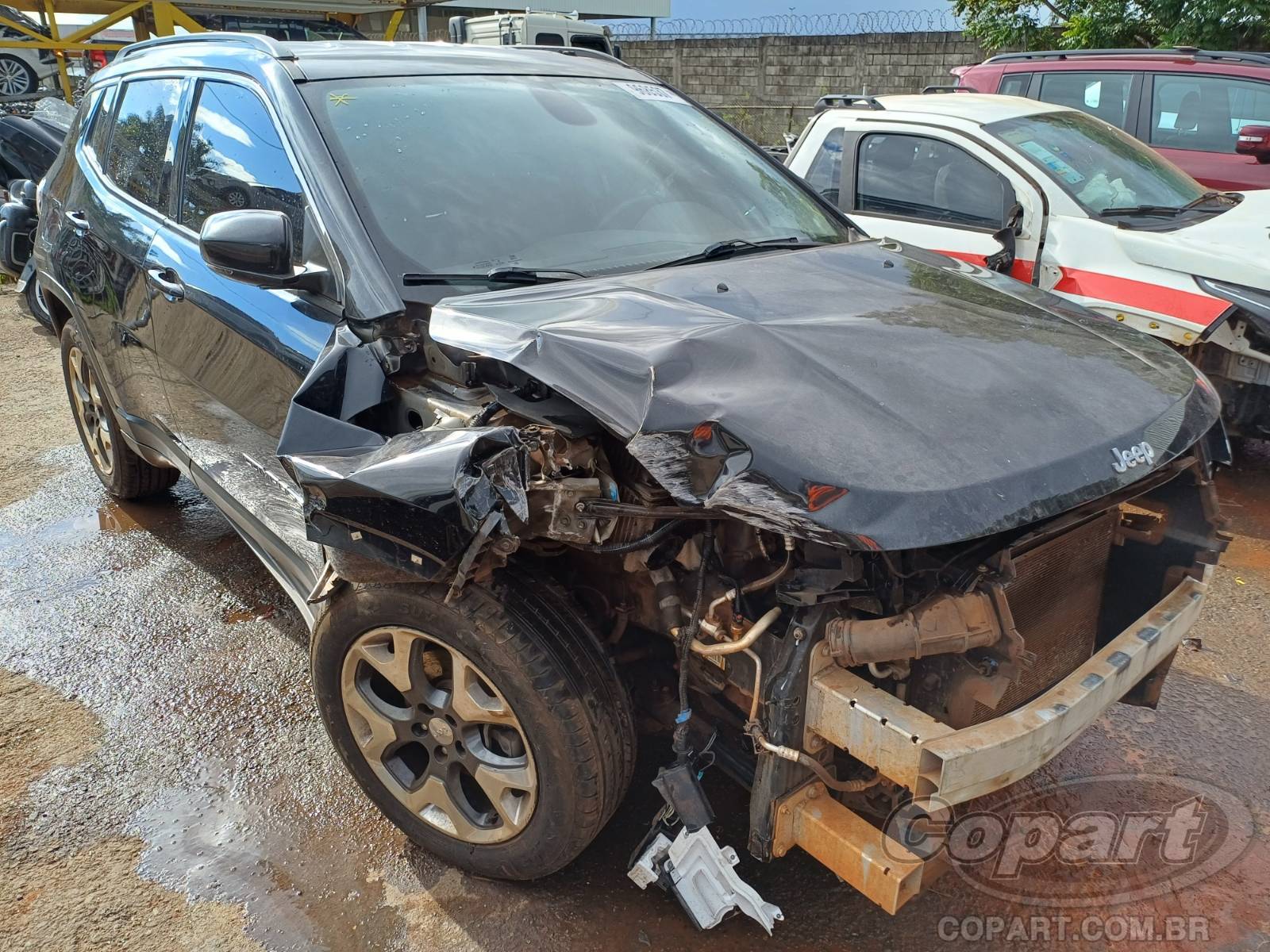 Veículo Jeep Compass Jeep Compass Longitude 2.0 16V Tigershark 2019 Pequena Monta 2019 em leilão