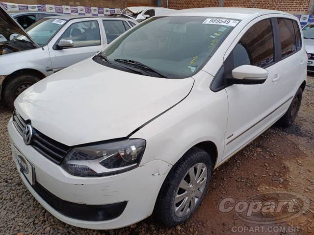 2011 VOLKSWAGEN FOX 