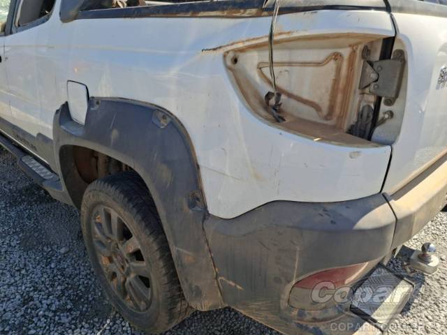 2016 FIAT STRADA CD 