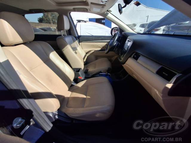 2014 MITSUBISHI OUTLANDER 
