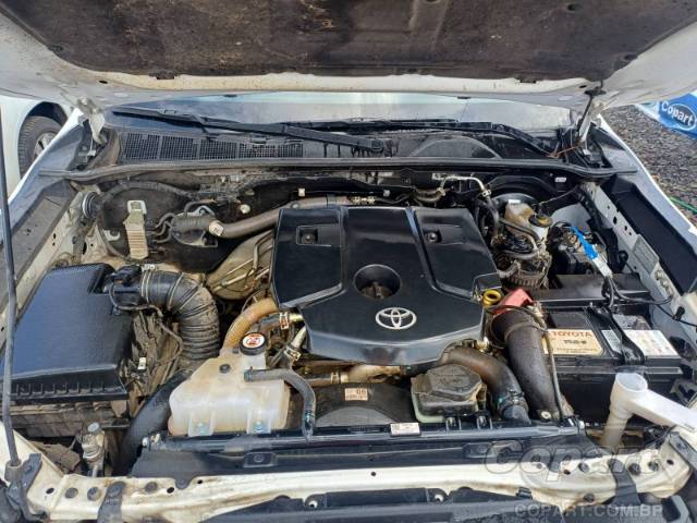 2024 TOYOTA HILUX CD 