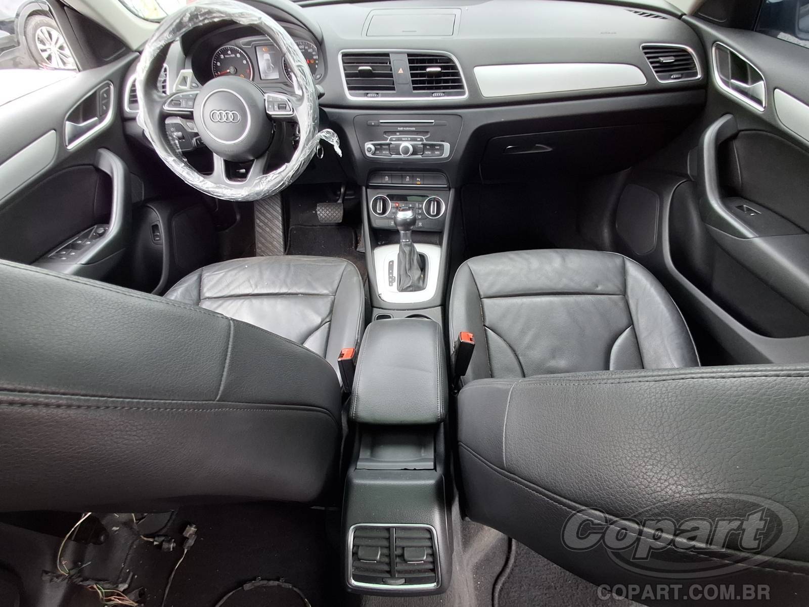 2017 AUDI Q3 — foto 9 de 10