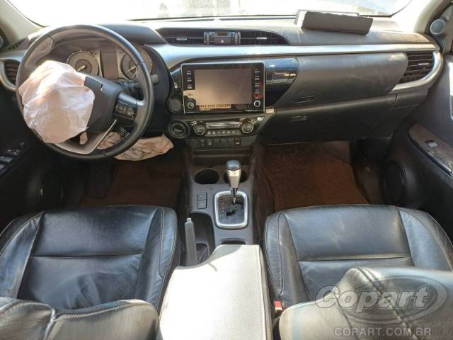 2022 TOYOTA HILUX CD 