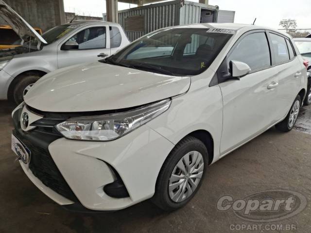 2023 TOYOTA YARIS 