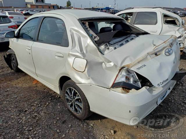2017 TOYOTA ETIOS SEDA 