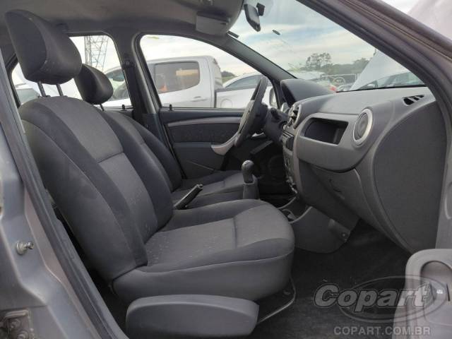 2011 RENAULT LOGAN 
