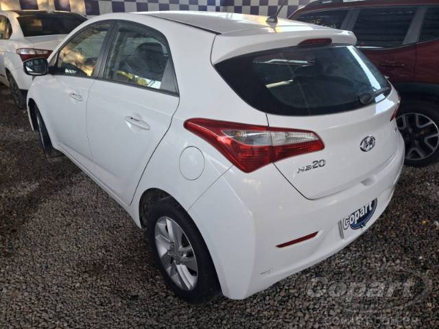 2015 HYUNDAI HB20 
