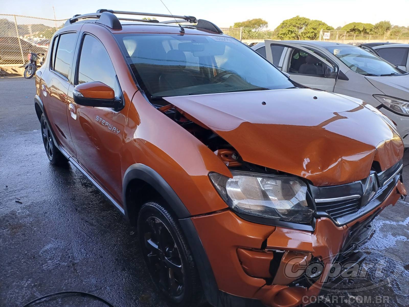 RENAULT SANDERO 2015