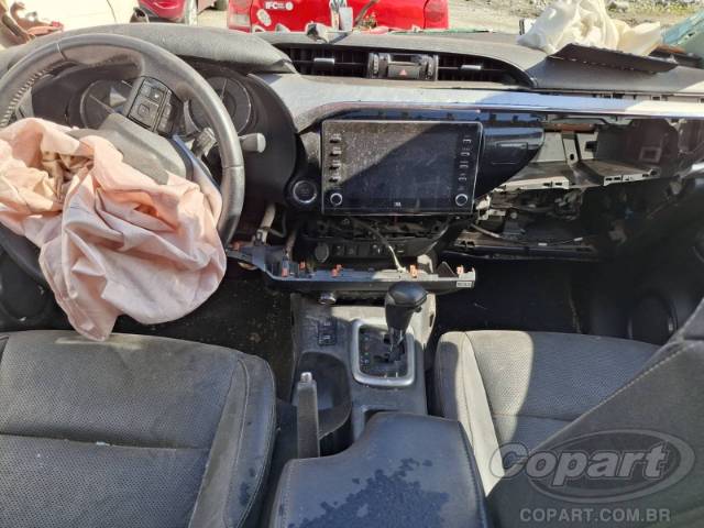 2021 TOYOTA HILUX CD 