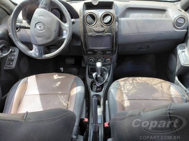2019 RENAULT DUSTER 