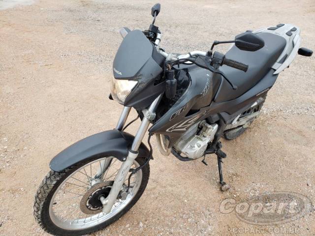 2013 HONDA NX 400I 