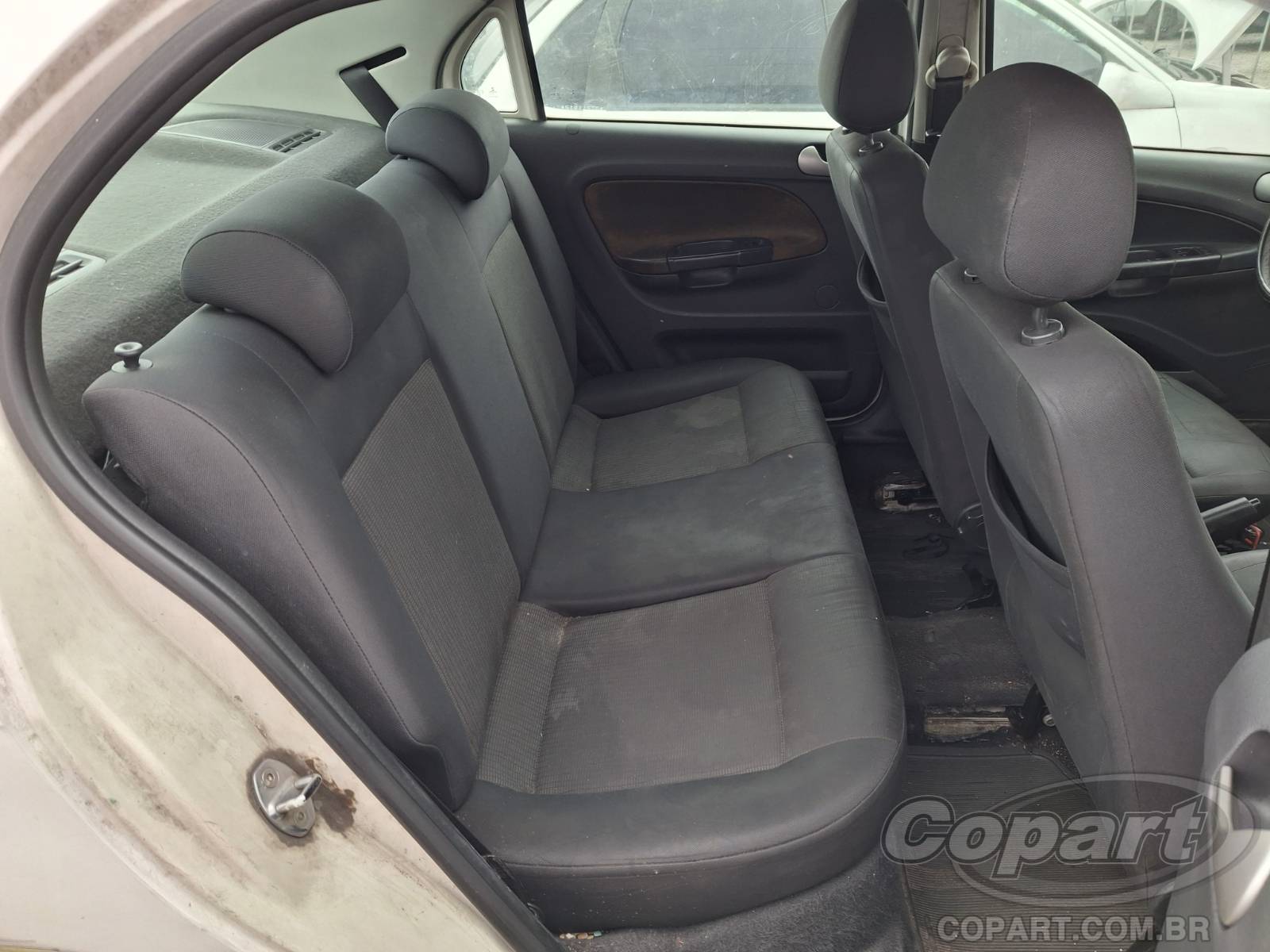 2013 VOLKSWAGEN VOYAGE — foto 6 de 15