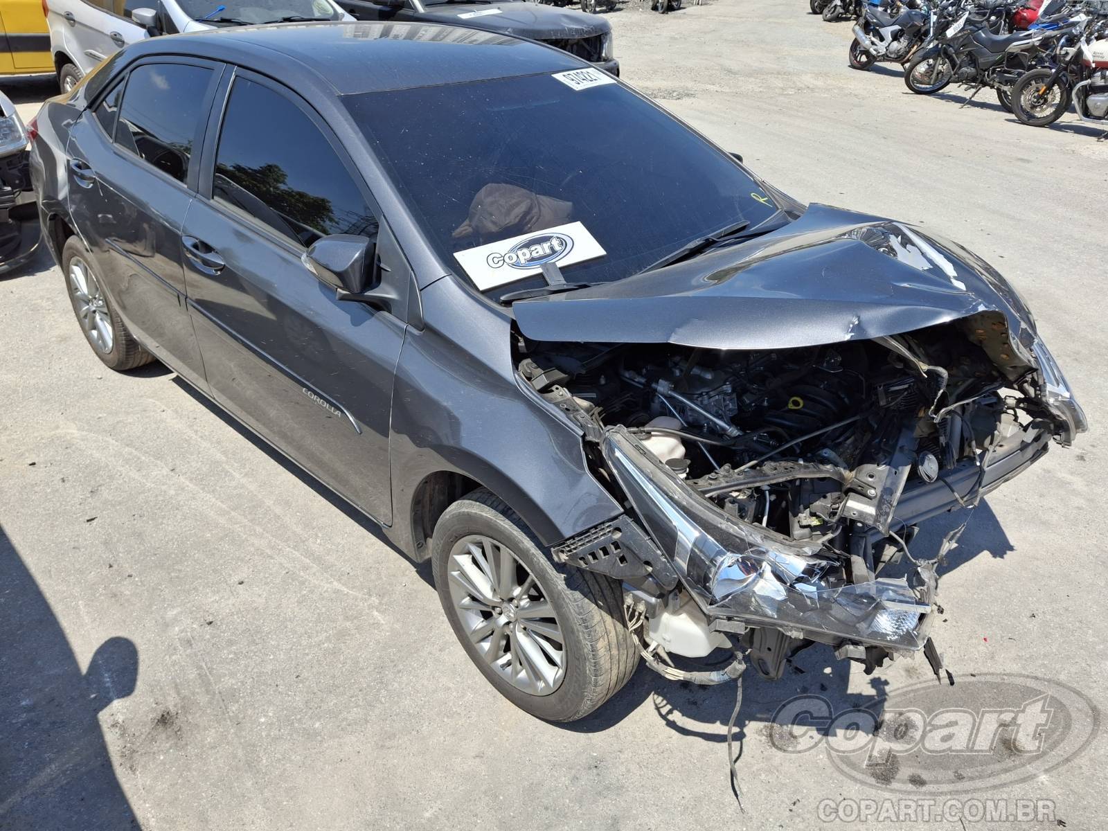 Toyota Corolla XEi 2.0 16V Dual VVT-i 2017 Colisão Média Monta