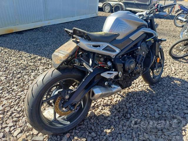2024 TRIUMPH STREET TRIPLE 