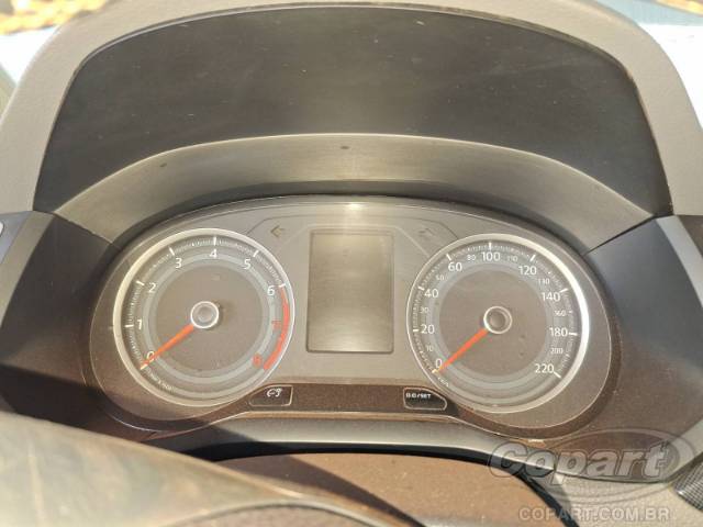 2017 VOLKSWAGEN VOYAGE 