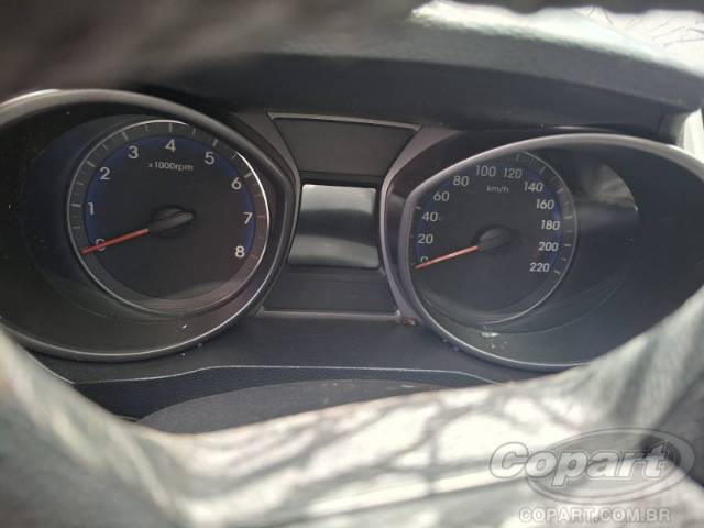 2015 HYUNDAI HB20 