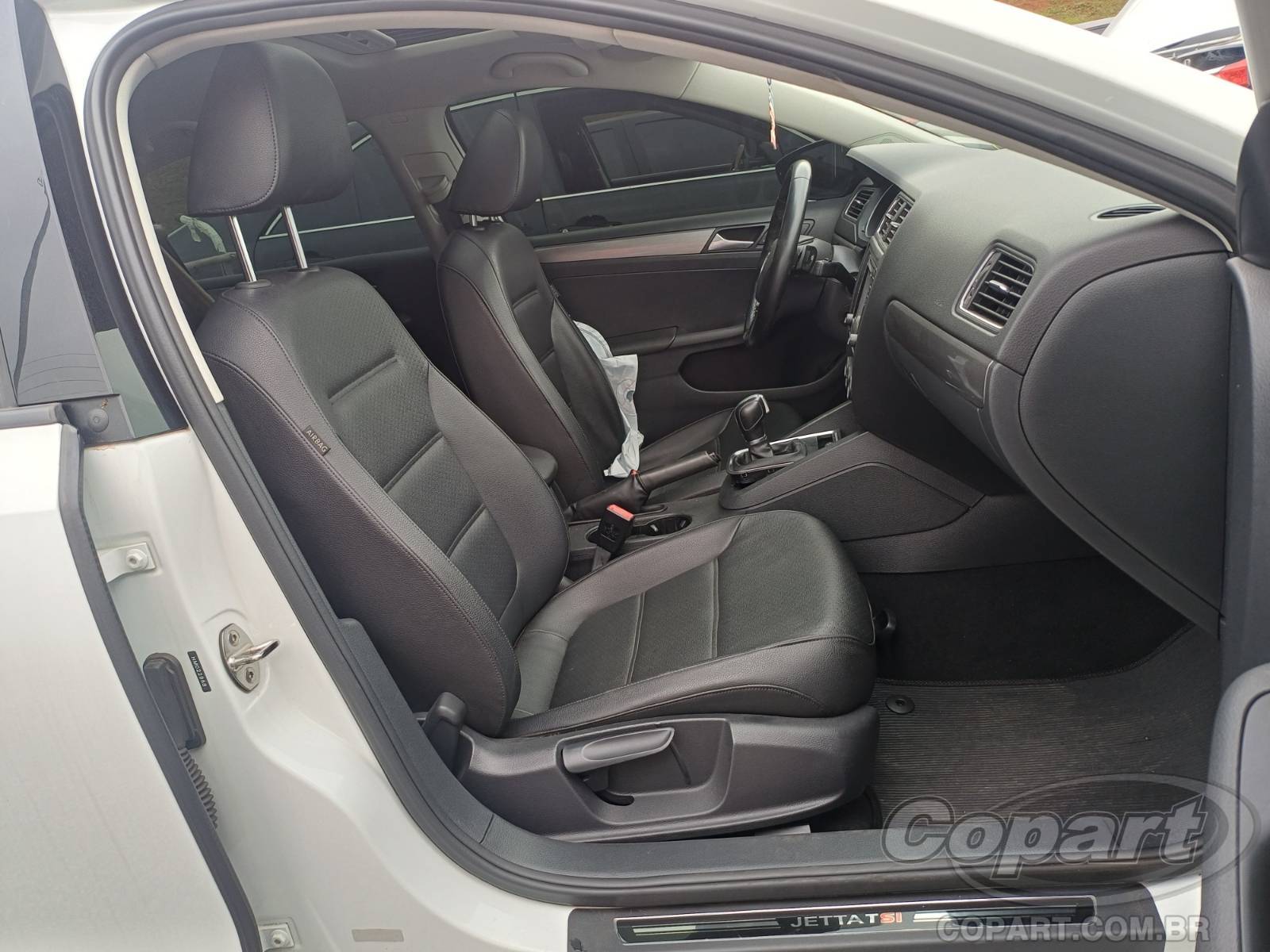 2017 VOLKSWAGEN JETTA — foto 5 de 14