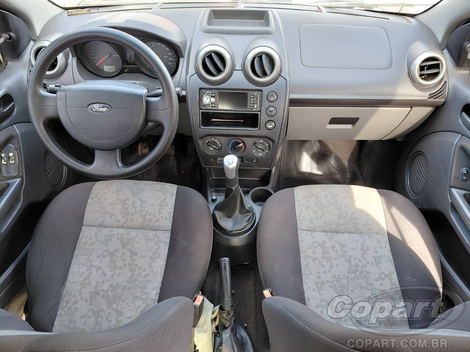 Foto 9 de 10: 2010 FORD FIESTA SEDAN