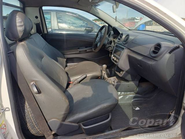 2015 VOLKSWAGEN SAVEIRO 