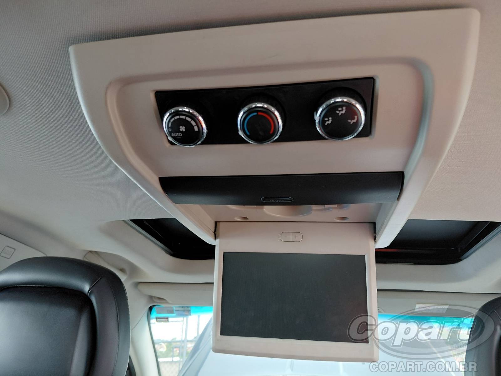 Foto 12 de 15: 2015 DODGE JOURNEY