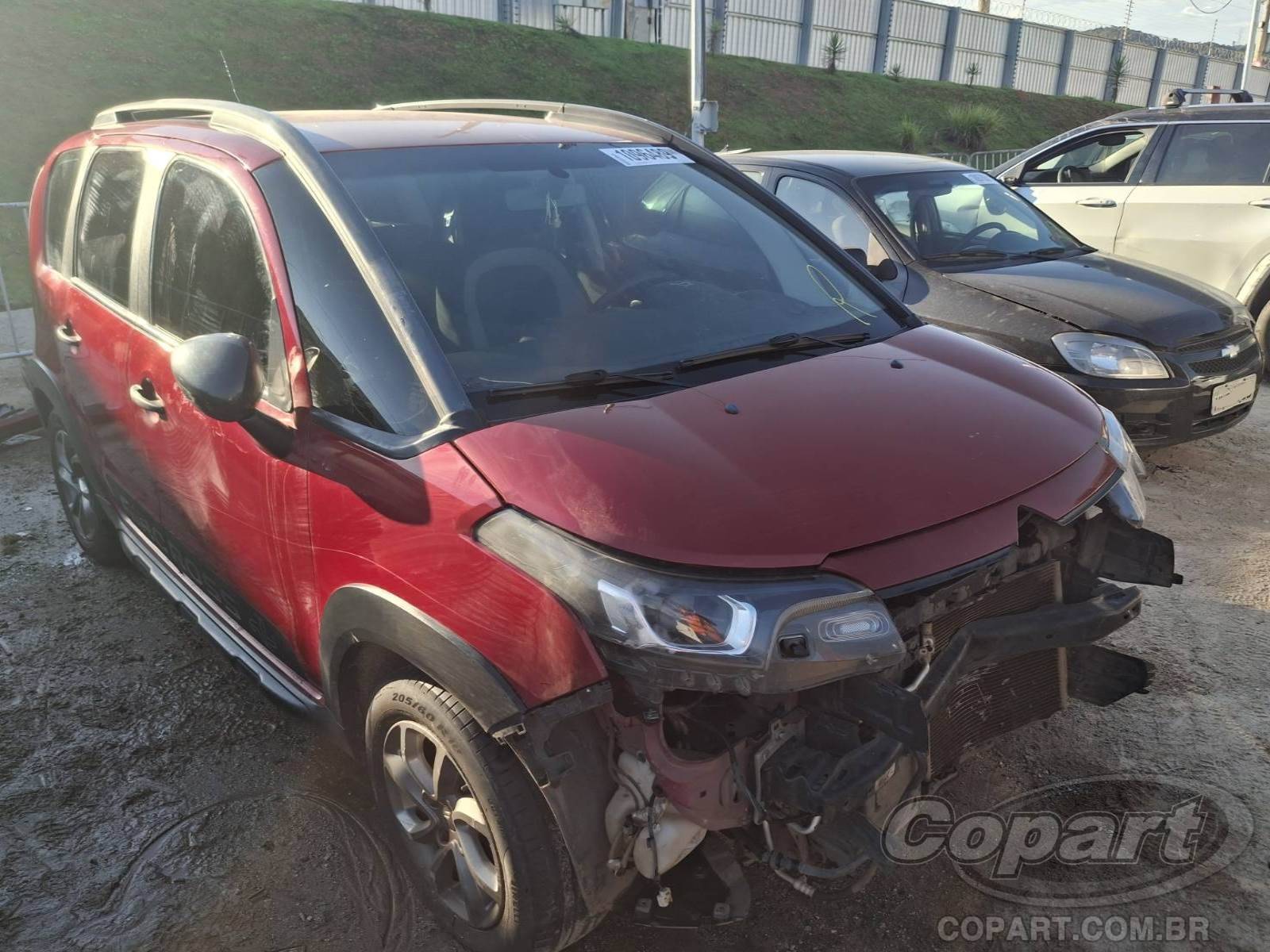 Veículo Peugeot AIRCROSS CITROEN AIRCROSS 1.6 16V VVT 2017 em leilão