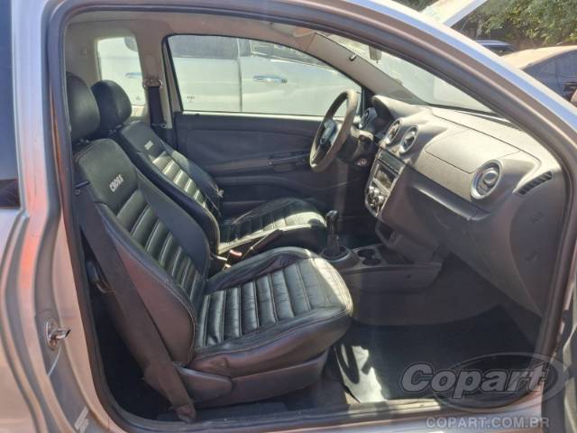 2011 VOLKSWAGEN SAVEIRO CE 