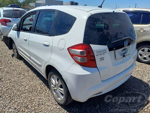2014 HONDA FIT 