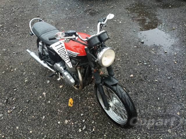 2015 TRIUMPH BONNEVILLE 