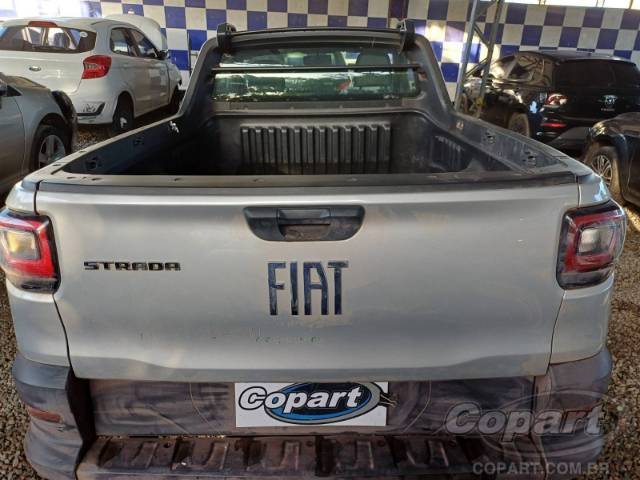 2025 FIAT STRADA 