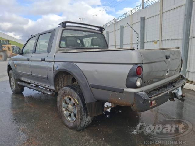 2011 MITSUBISHI L200 OUTDOOR CD 