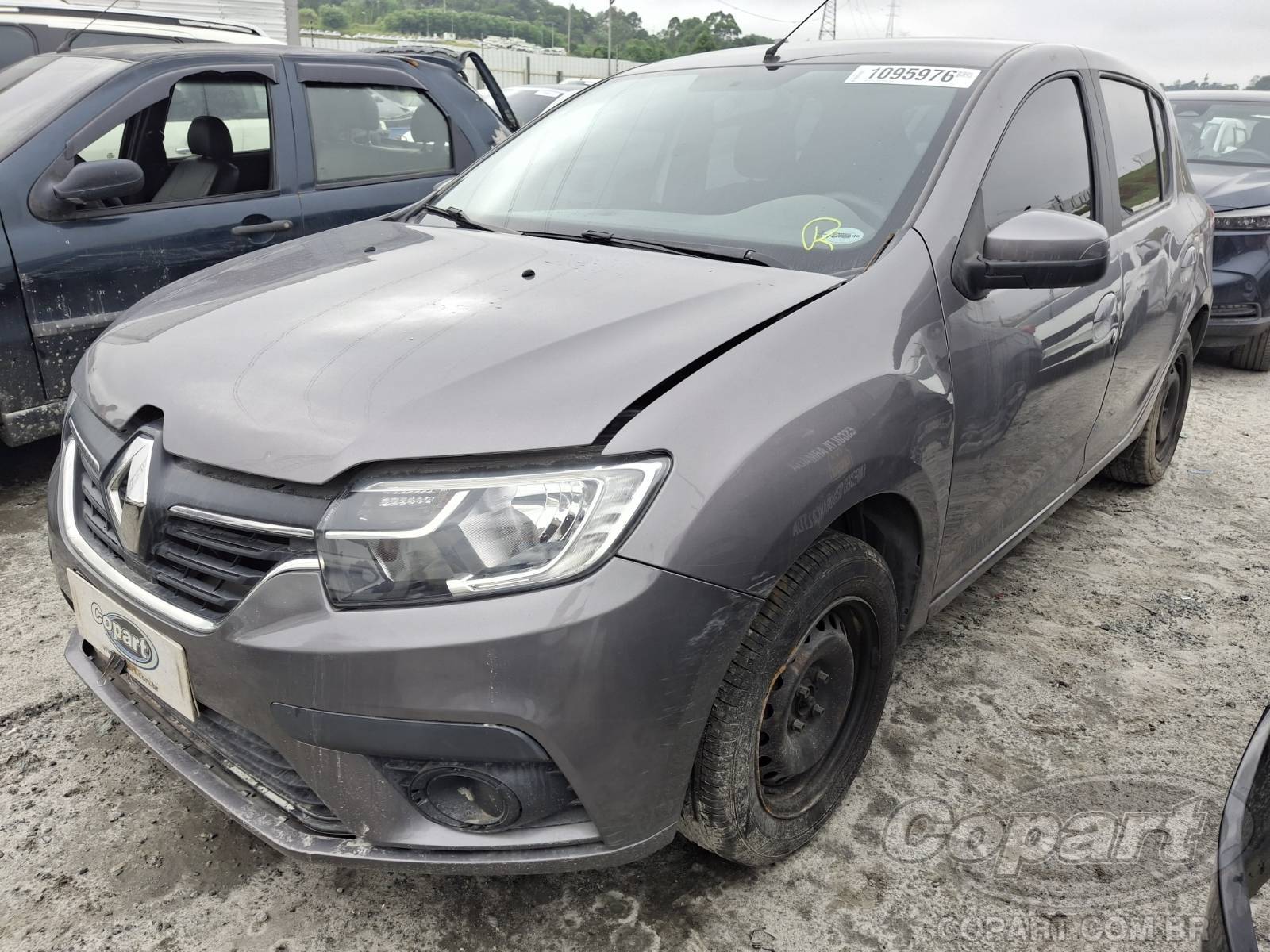 Foto 2: 2020 RENAULT SANDERO