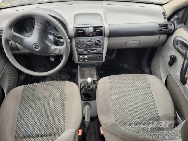 2010 CHEVROLET CLASSIC 