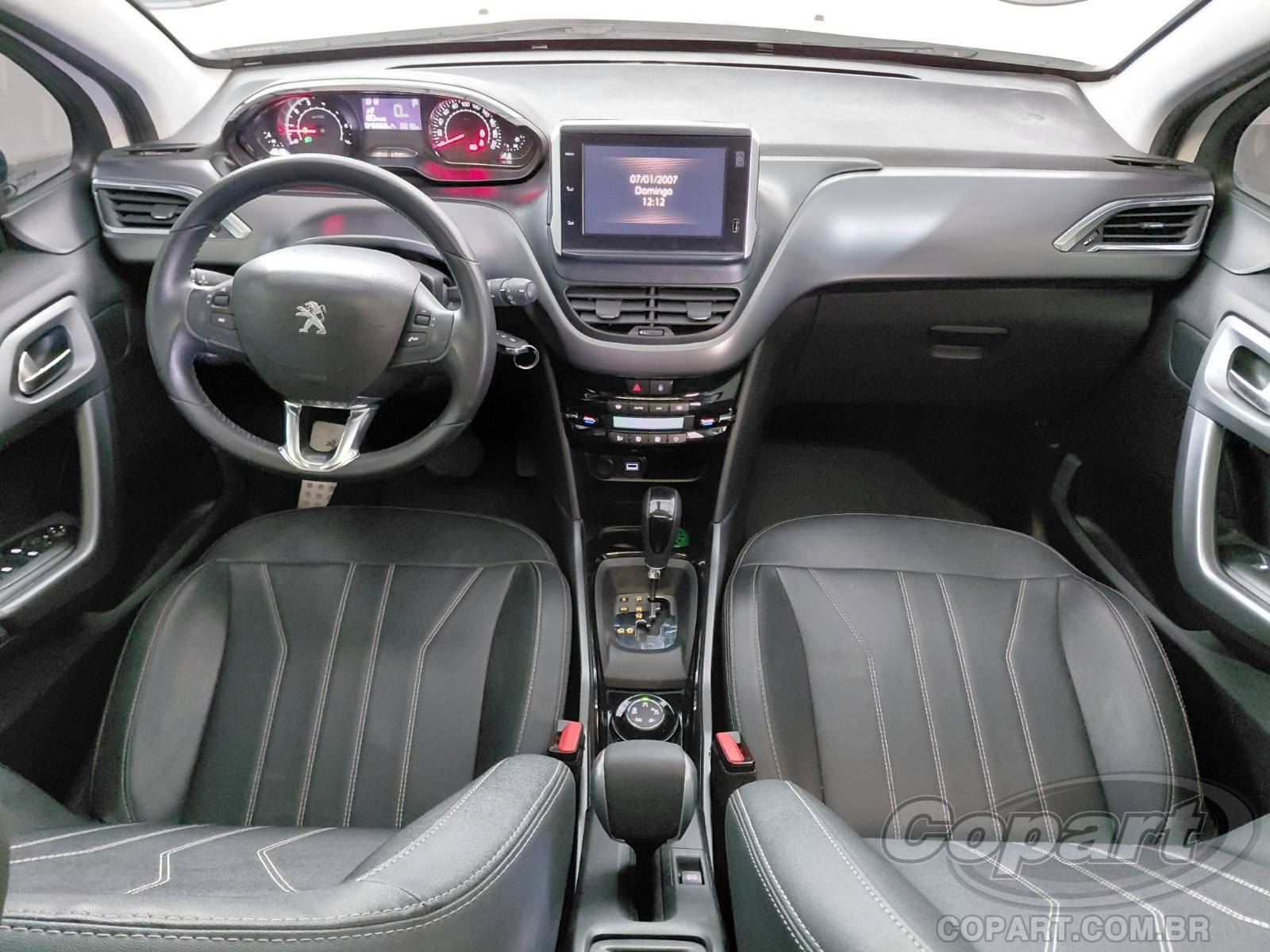 Foto 9 de 11: 2023 PEUGEOT 2008
