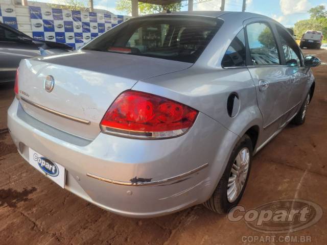 2011 FIAT LINEA 