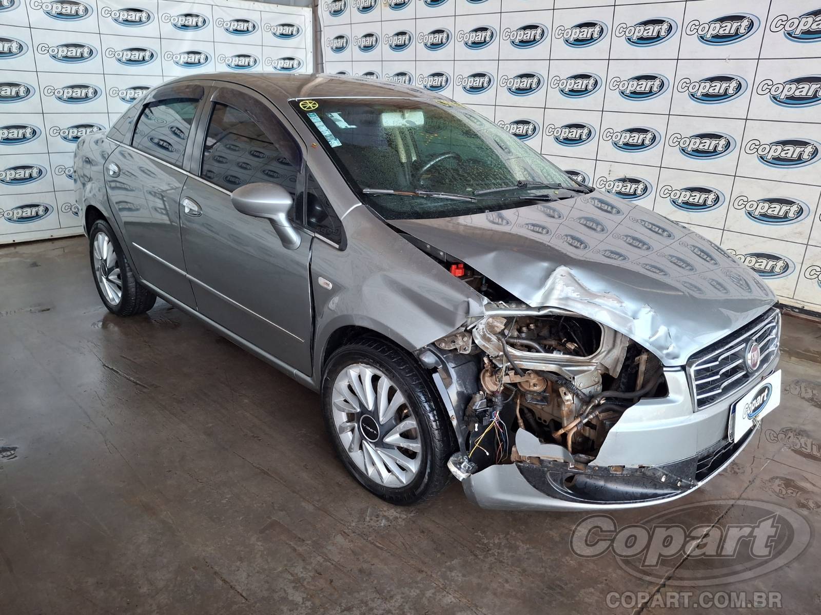 Veículo Fiat Linea FIAT LINEA 2016 1.8 16V Flex 2016 em leilão