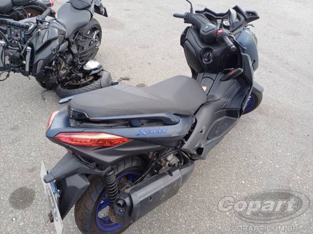 2024 YAMAHA XMAX 