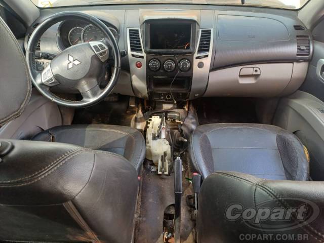 2013 MITSUBISHI PAJERO DAKAR 