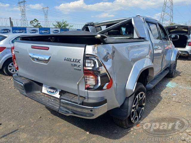 2025 TOYOTA HILUX CD 