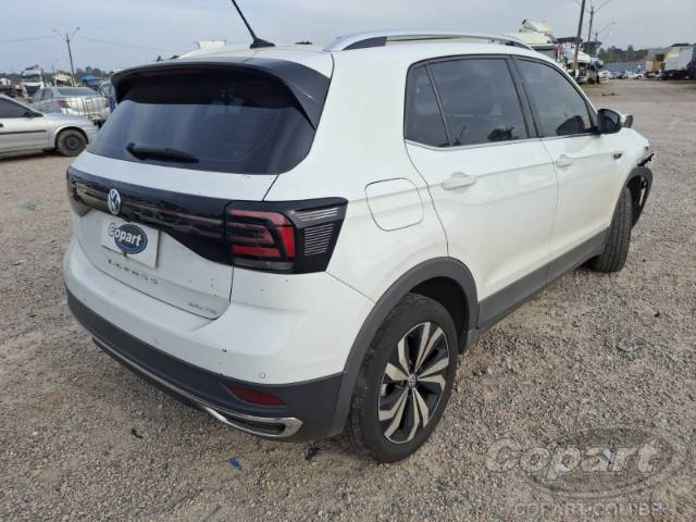 2021 VOLKSWAGEN T-CROSS 
