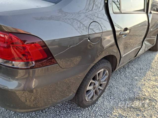 2009 VOLKSWAGEN VOYAGE 