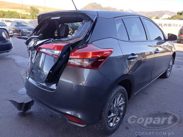 2023 TOYOTA YARIS 
