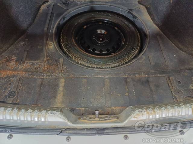 2013 VOLKSWAGEN VOYAGE 