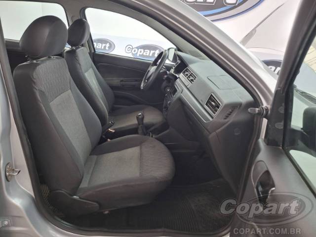 2023 VOLKSWAGEN VOYAGE 