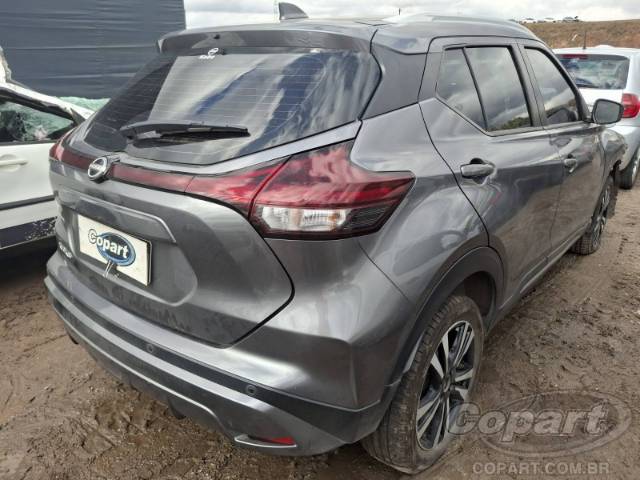 2024 NISSAN KICKS 