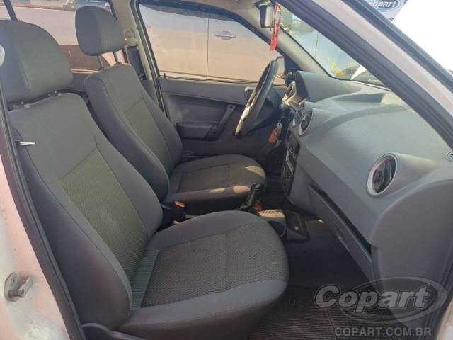 2010 VOLKSWAGEN GOL 