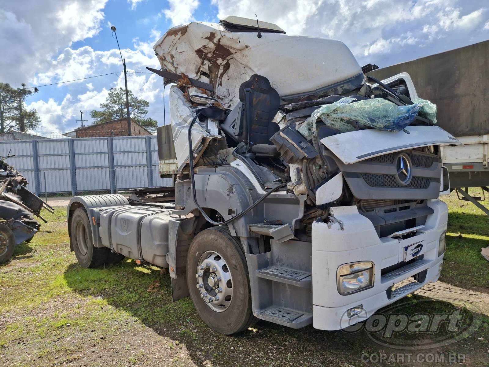 2019 MERCEDES BENZ AXOR 2041 S