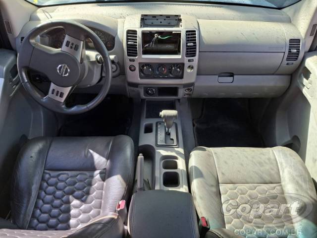 2009 NISSAN FRONTIER CD 