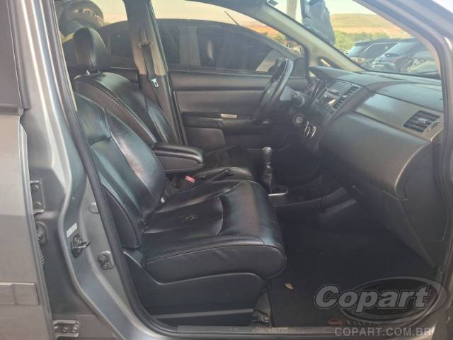 2010 NISSAN TIIDA 